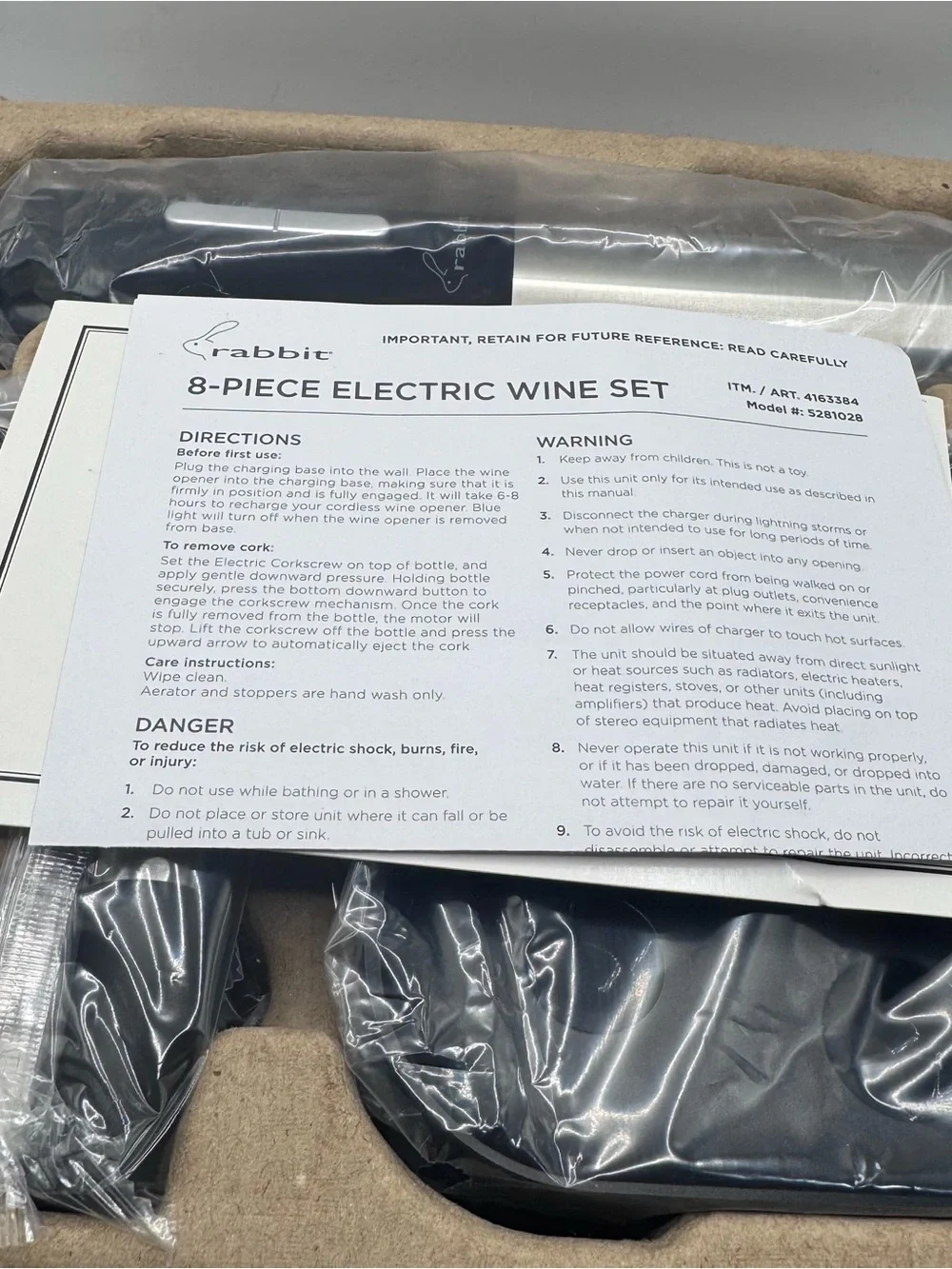 Rabbit 8 Piece Electric Wine Set, New In Box (Box has been opened but not used)